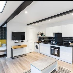 Bienvenue A Reims Type Studio Charmant Et Lumineux 2Eme Etage